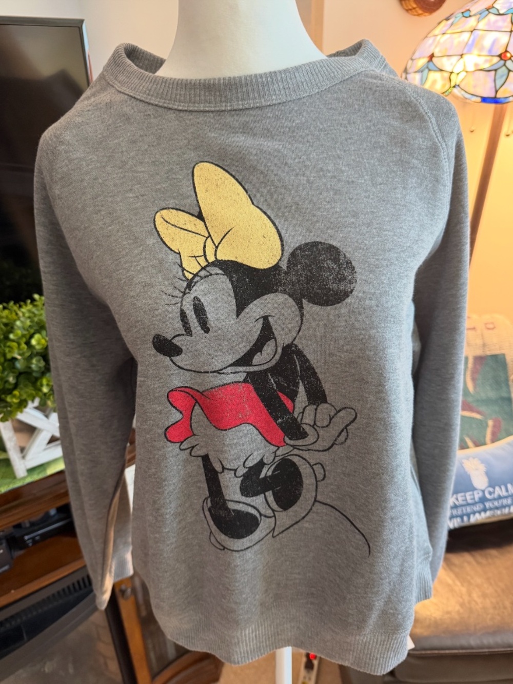 NEW Disney Minnie Mouse Gray Sweatshirt Women's Size L